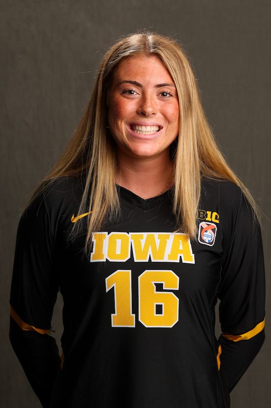 Emily Lavin - Volleyball - University of Iowa Athletics
