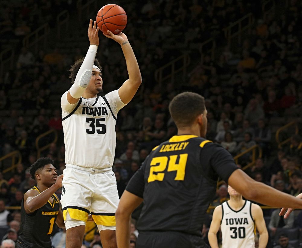 Iowa Hawkeyes forward Cordell Pemsl (35) score a basket during the second half of their their game at Carver-Hawkeye Arena in Iowa City on Sunday, December 29, 2019. (Stephen Mally/hawkeyesports.com)