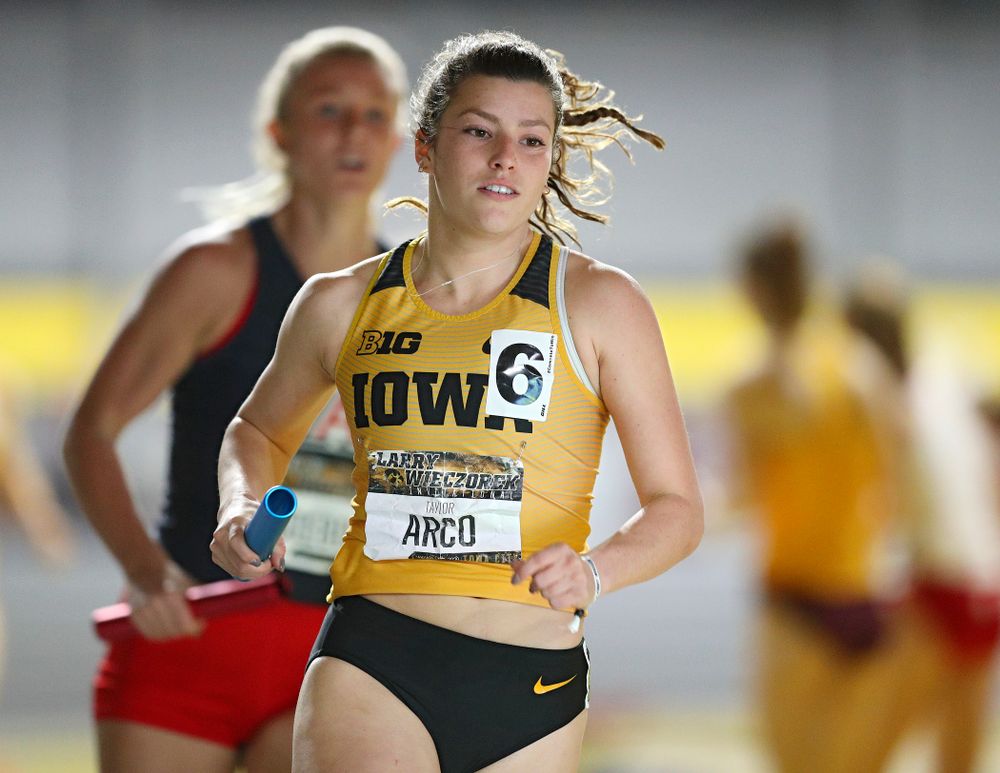Iowa’s Taylor Arco runs the women’s 1600 meter relay event during the Larry Wieczorek Invitational at the Recreation Building in Iowa City on Saturday, January 18, 2020. (Stephen Mally/hawkeyesports.com)