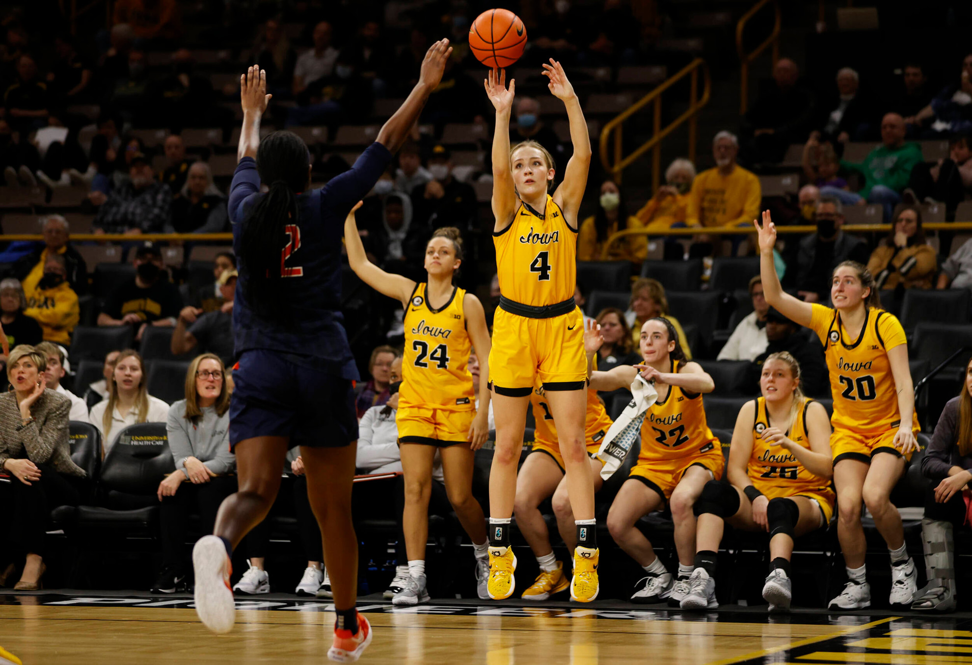 hawkeyesports.com