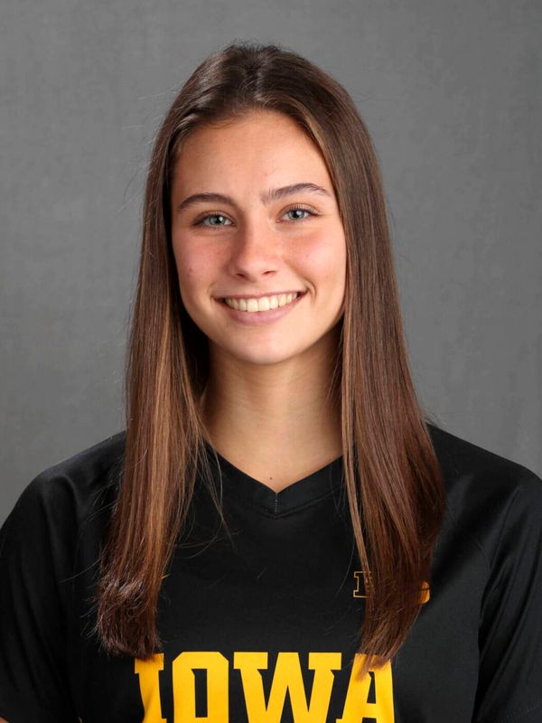Miah Schueller - Women's Soccer - University of Iowa Athletics
