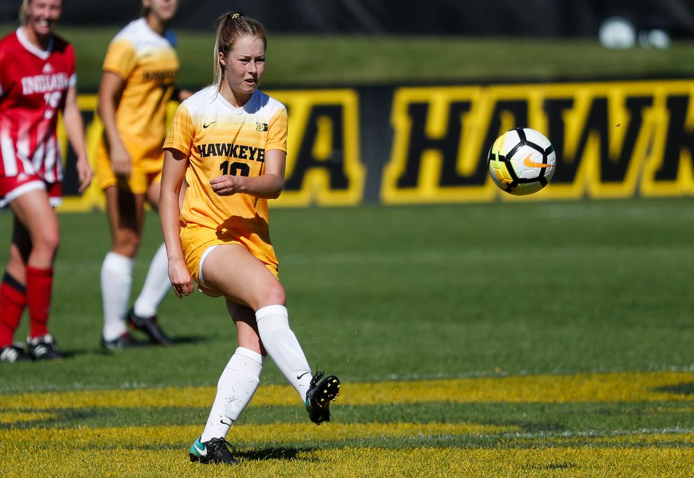 Iowa Hawkeyes midfielder Natalie Winters (10) passes the ball during a game against Indiana at the Iowa Soccer Complex on September 23, 2018. (Tork Mason/hawkeyesports.com)