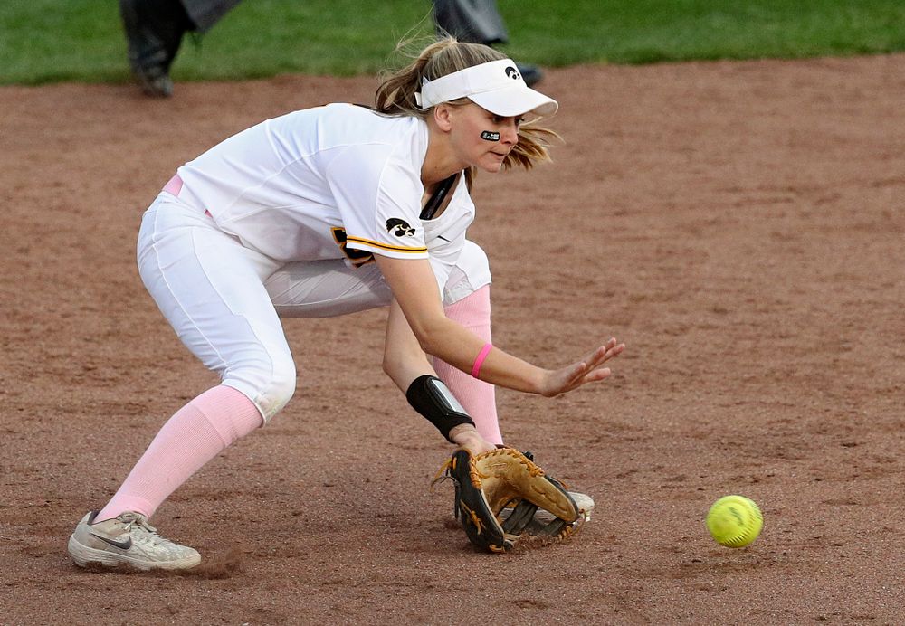 Iowa second baseman Aralee Bogar (2) fields a ground ball before throwing to first for an out during the fourth inning of their game against Iowa State at Pearl Field in Iowa City on Tuesday, Apr. 9, 2019. (Stephen Mally/hawkeyesports.com)