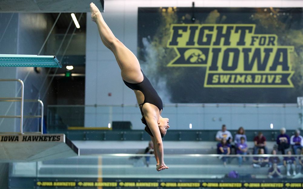 Iowa’s Jayah Mathews competes in the women’s 3-meter diving event during their meet against Michigan State and Northern Iowa at the Campus Recreation and Wellness Center in Iowa City on Friday, Oct 4, 2019. (Stephen Mally/hawkeyesports.com)