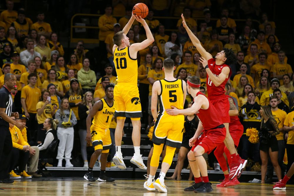 Iowa Hawkeyes guard Joe Wieskamp (10) attempts a shot during the Iowa men’s basketball game vs Rutgers on Wednesday, January 22, 2020 at Carver-Hawkeye Arena. (Lily Smith/hawkeyesports.com)