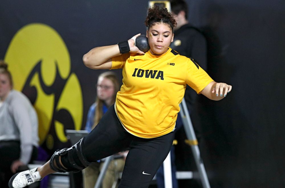 Iowa’s Kat Moody competes in the women’s shot put event during the Hawkeye Invitational at the Recreation Building in Iowa City on Saturday, January 11, 2020. (Stephen Mally/hawkeyesports.com)