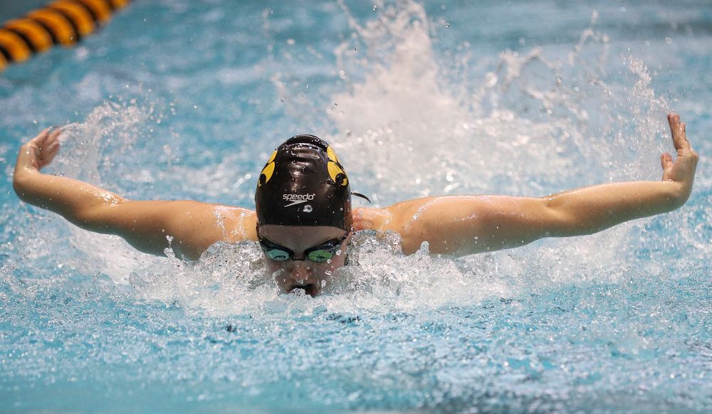 Iowa's Amy Lenderink competes in the 200-yard butterfly during the third day of the Hawkeye Invitational at the Campus Recreation and Wellness Center on November 17, 2018. (Tork Mason/hawkeyesports.com)