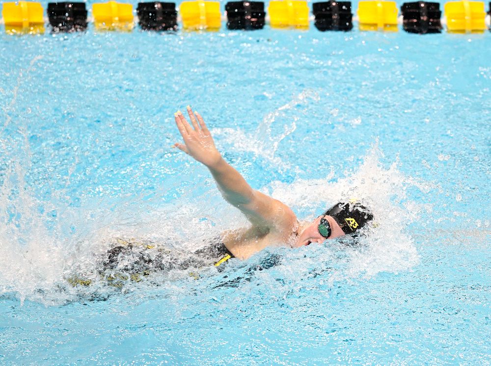 Iowa’s Ariel Wooden swims the women’s 50 yard freestyle event during their meet at the Campus Recreation and Wellness Center in Iowa City on Friday, February 7, 2020. (Stephen Mally/hawkeyesports.com)