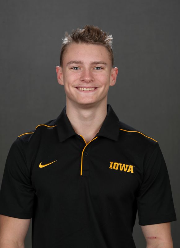 Carter Tope - Men's Gymnastics - University of Iowa Athletics