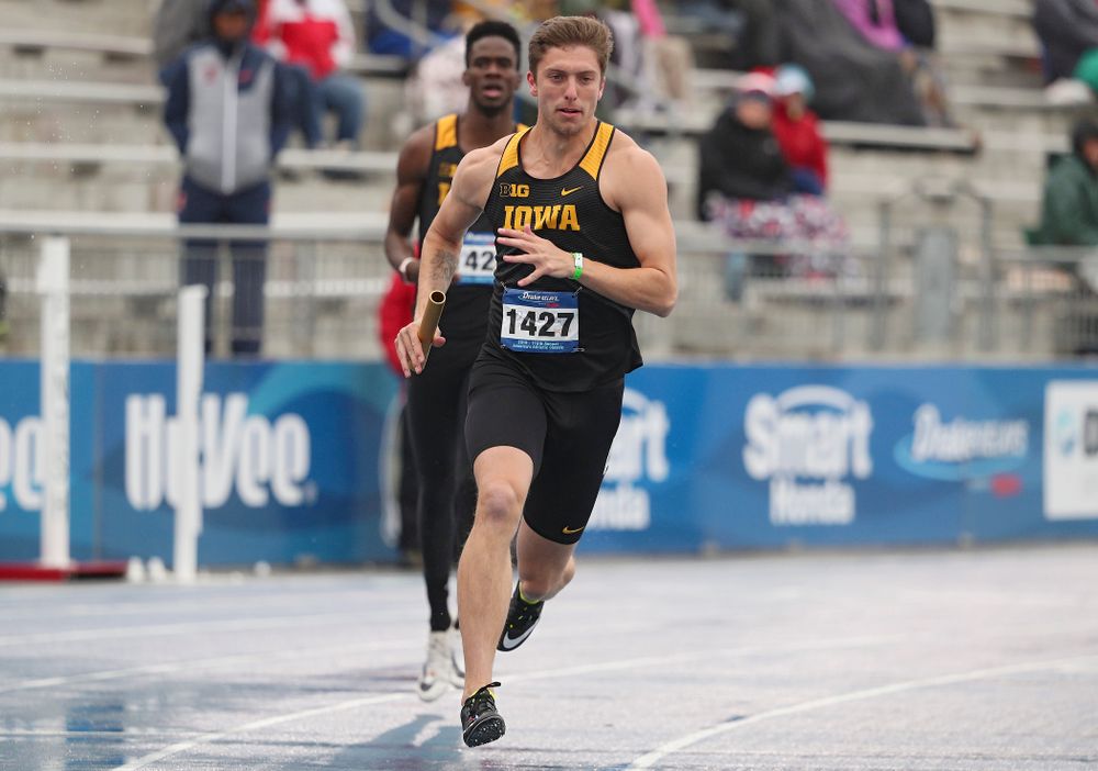 Iowa's Noah Larrison runs the men's 1600 meter relay event during the third day of the Drake Relays at Drake Stadium in Des Moines on Saturday, Apr. 27, 2019. (Stephen Mally/hawkeyesports.com)