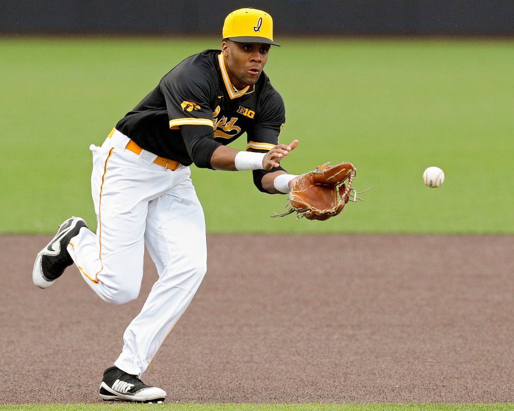 Iowa Hawkeyes third baseman Lorenzo Elion (1) fields a ground ball during the fourth inning of their game against Illinois State at Duane Banks Field in Iowa City on Wednesday, Apr. 3, 2019. (Stephen Mally/hawkeyesports.com)