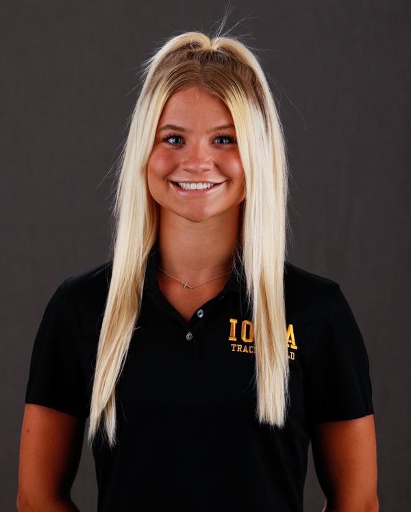 Katie  Moore - Cross Country - University of Iowa Athletics
