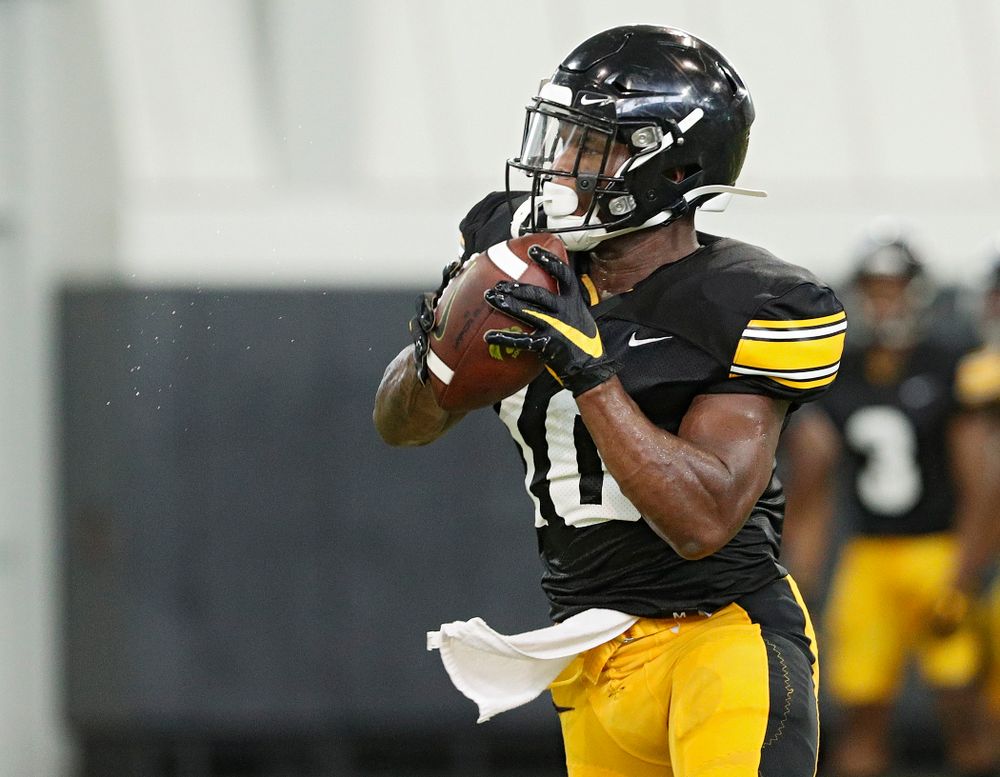 Iowa Hawkeyes running back Mekhi Sargent (10) pulls in a pass during Fall Camp Practice No. 6 at the Hansen Football Performance Center in Iowa City on Thursday, Aug 8, 2019. (Stephen Mally/hawkeyesports.com)