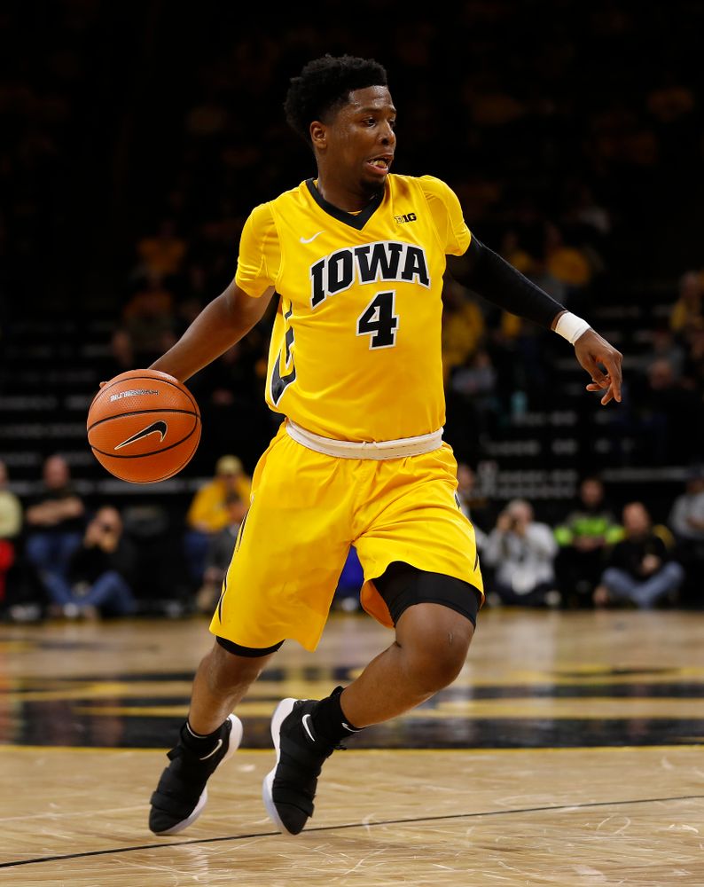 Iowa Hawkeyes guard Isaiah Moss (4) 