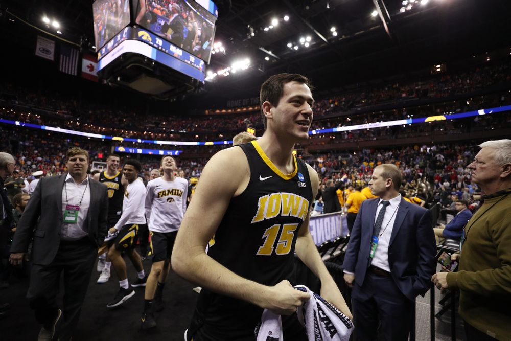 Iowa Hawkeyes forward Ryan Kriener (15) against the Cincinnati Bearcats in the first round of the 2019 NCAA Men's Basketball Tournament Friday, March 22, 2019 at Nationwide Arena in Columbus, Ohio. (Brian Ray/hawkeyesports.com)