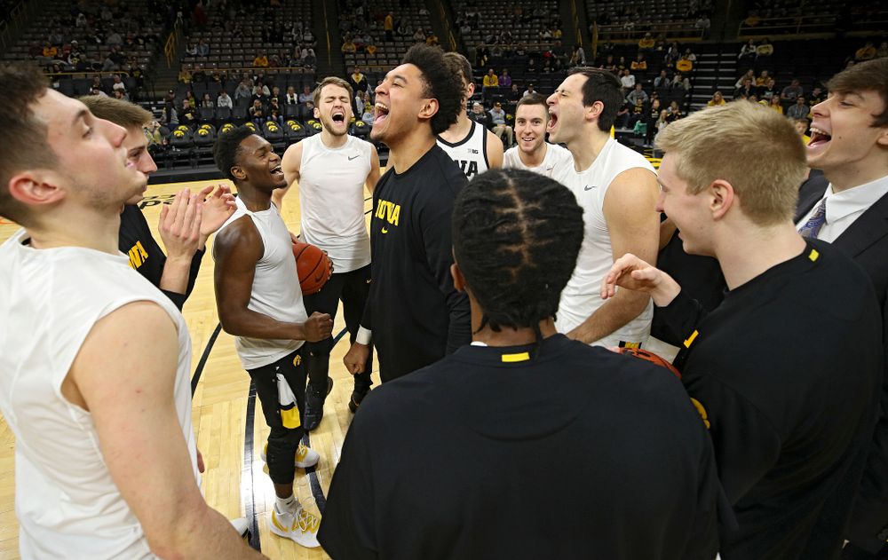 Iowa Hawkeyes forward Cordell Pemsl (35) gets pumped up with his teammates before the game at Carver-Hawkeye Arena in Iowa City on Sunday, December 29, 2019. (Stephen Mally/hawkeyesports.com)