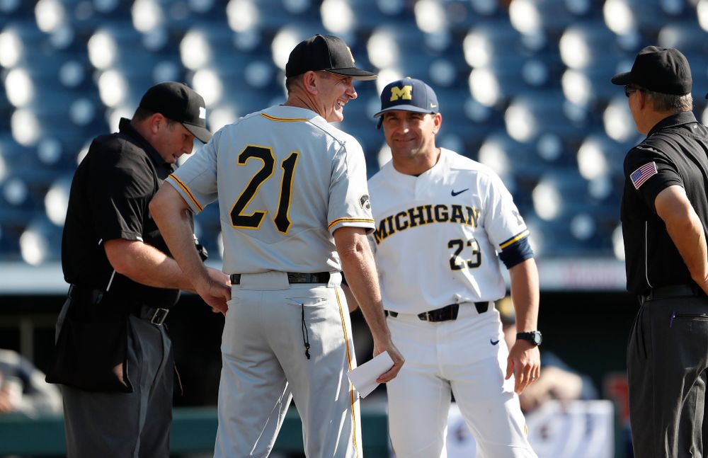 Iowa Hawkeyes head coach Rick Heller against the Michigan Wolverines in the first round of the Big Ten Baseball Tournament  Wednesday, May 23, 2018 at TD Ameritrade Park in Omaha, Neb. (Brian Ray/hawkeyesports.com) 