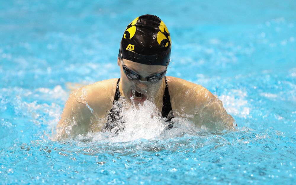 Iowa's Lexi Horner competes in the 100-yard breaststroke during the third day of the Hawkeye Invitational at the Campus Recreation and Wellness Center on November 16, 2018. (Tork Mason/hawkeyesports.com)