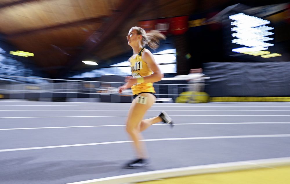 Iowa’s Emma Gordon runs the women’s 3000 meter run event during the Hawkeye Invitational at the Recreation Building in Iowa City on Saturday, January 11, 2020. (Stephen Mally/hawkeyesports.com)