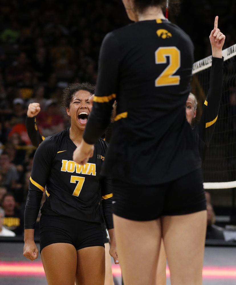 Iowa Hawkeyes setter Brie Orr (7) against the Iowa State Cyclones Saturday, September 21, 2019 at Carver-Hawkeye Arena. (Brian Ray/hawkeyesports.com)