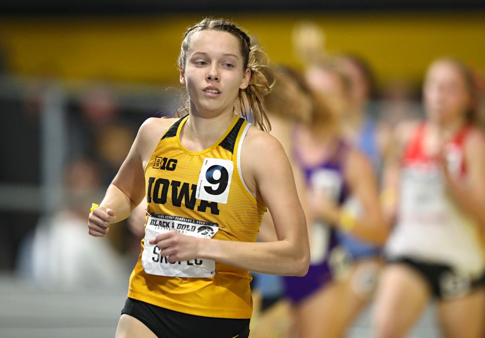 Iowa’s Gabby Skopec runs the women’s 1 mile run event at the Black and Gold Invite at the Recreation Building in Iowa City on Saturday, February 1, 2020. (Stephen Mally/hawkeyesports.com)