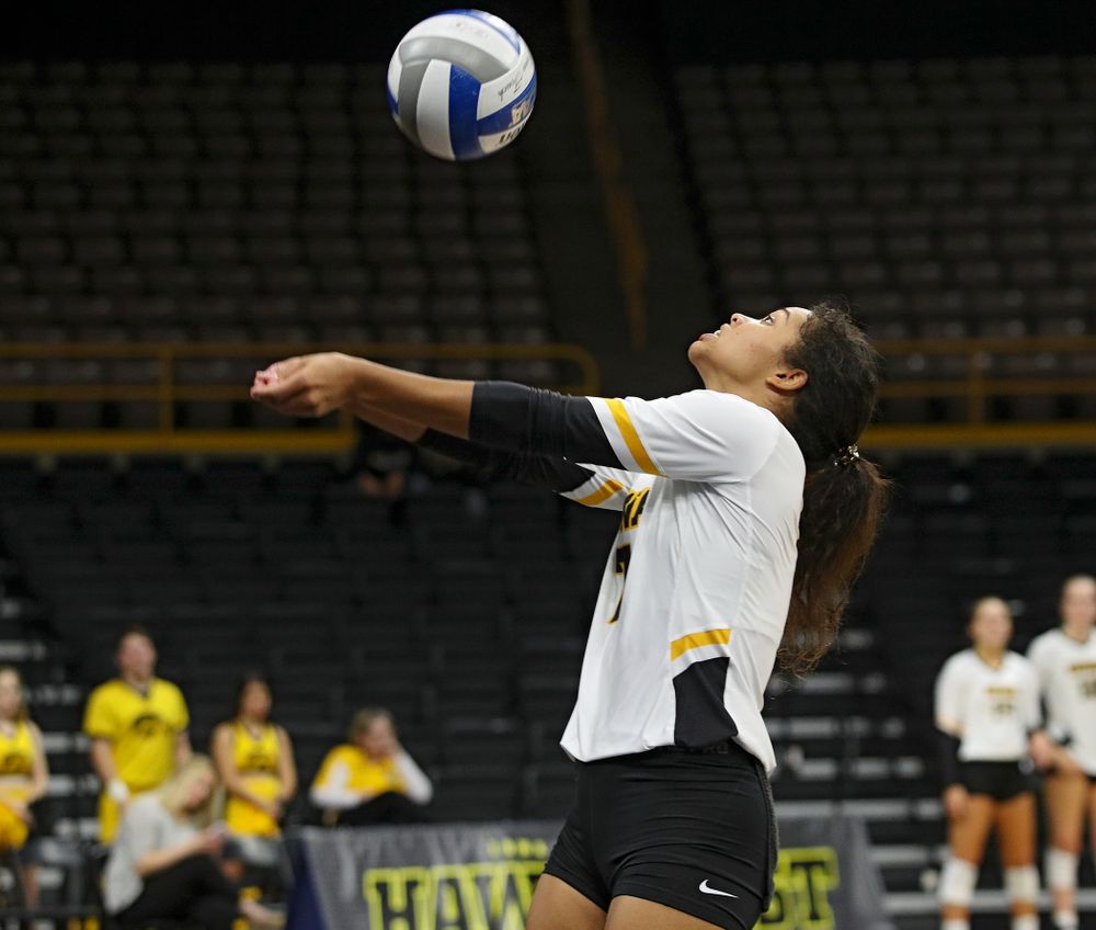 Iowa’s Brie Orr (7) eyes the ball during the second set of their volleyball match at Carver-Hawkeye Arena in Iowa City on Sunday, Oct 13, 2019. (Stephen Mally/hawkeyesports.com)