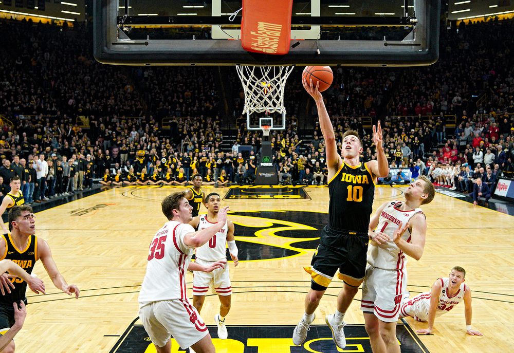 Iowa Hawkeyes guard Joe Wieskamp (10) scores a basket during the second half of their game at Carver-Hawkeye Arena in Iowa City on Monday, January 27, 2020. (Stephen Mally/hawkeyesports.com)