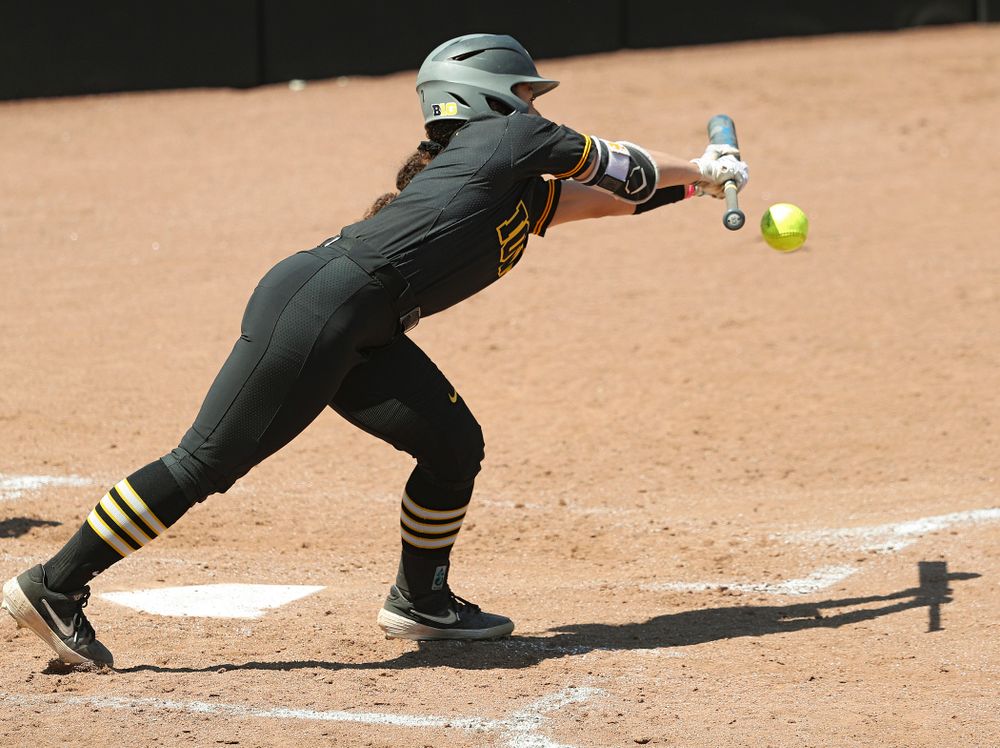 Iowa left fielder Lea Thompson (7) bunts and reached on a fielder's choice during the second inning of their game against Ohio State at Pearl Field in Iowa City on Saturday, May. 4, 2019. (Stephen Mally/hawkeyesports.com)