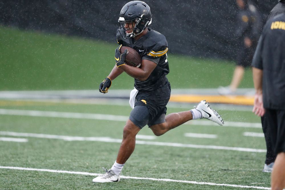 Iowa Hawkeyes running back Ivory Kelly-Martin (21) during camp practice No. 15  Monday, August 20, 2018 at the Hansen Football Performance Center. (Brian Ray/hawkeyesports.com)