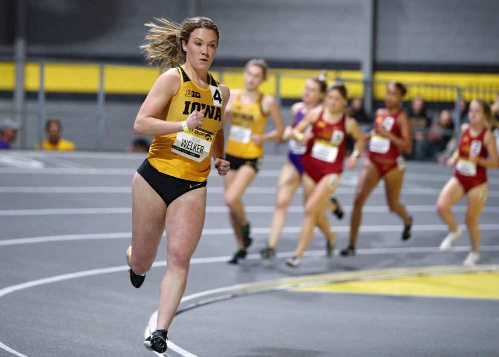 Iowa’s Lindsay Welker runs the women’s 1000 meter run event during the Jimmy Grant Invitational at the Recreation Building in Iowa City on Saturday, December 14, 2019. (Stephen Mally/hawkeyesports.com)