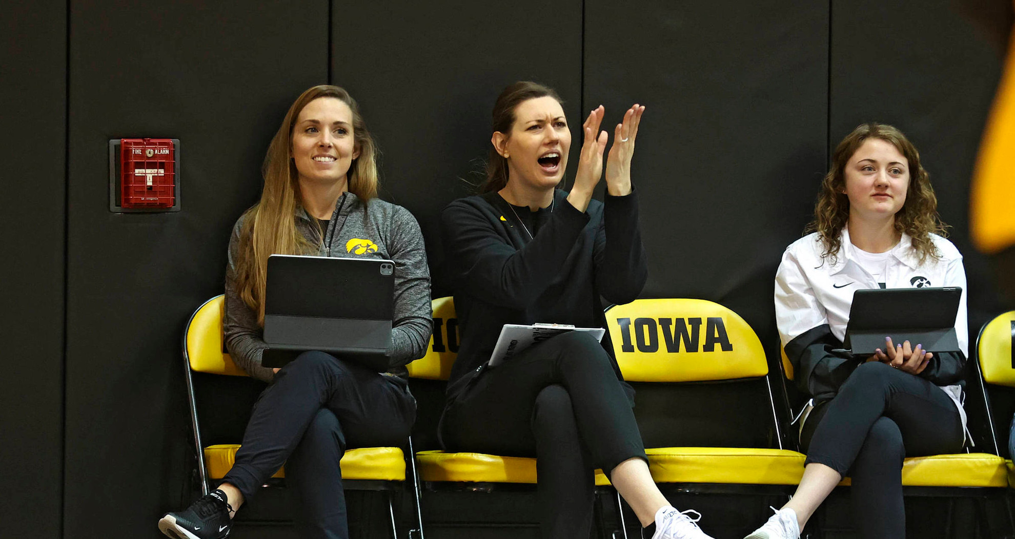 Iowa Volleyball Scrimmage vs Bradley 28d99e10-20220326_iowa_volleyball_vs_bradley_066-e1652801945475