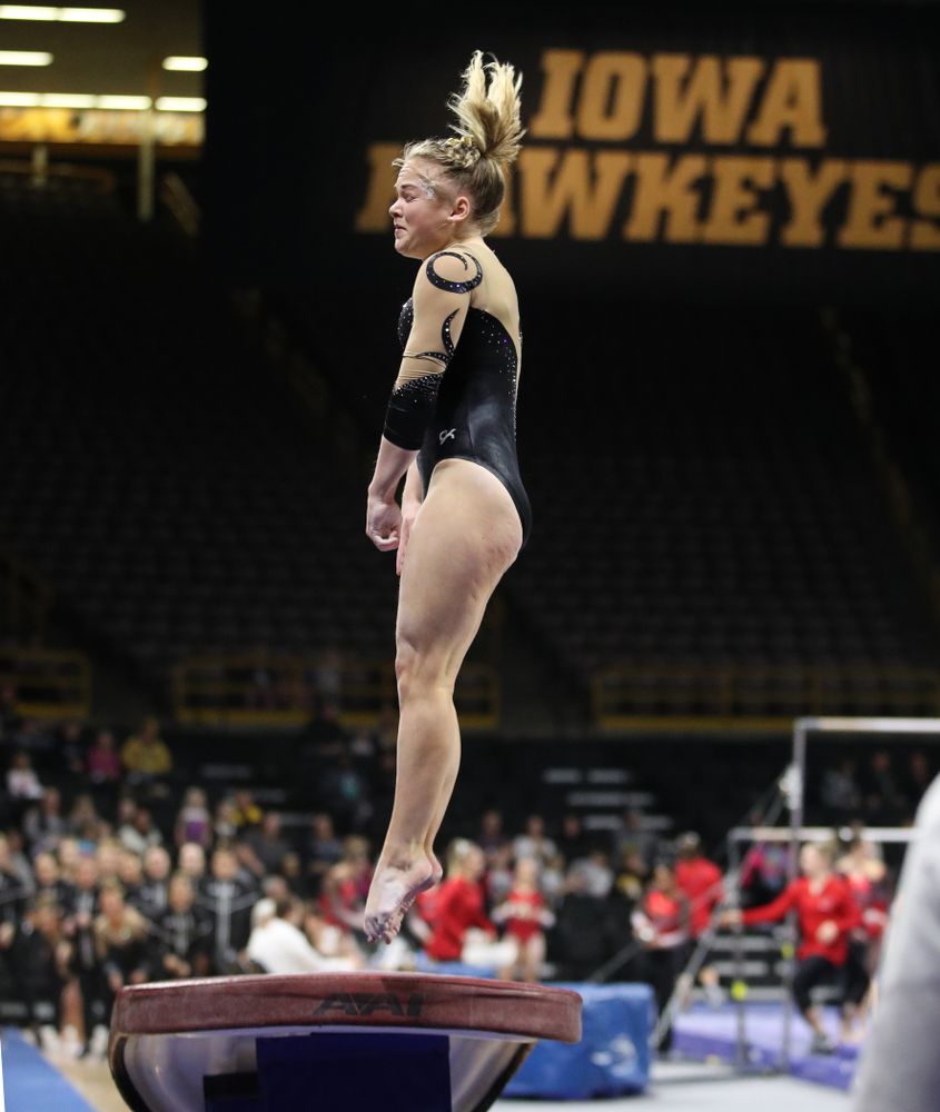 Iowa's Charlotte Sullivan competes on the vault during their meet against Southeast Missouri State Friday, January 11, 2019 at Carver-Hawkeye Arena. (Brian Ray/hawkeyesports.com)
