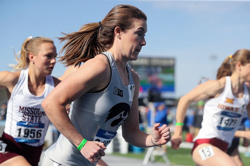 Iowa's Lindsay Welker runs the women's 800 meter event during the first day of the Drake Relays at Drake Stadium in Des Moines on Thursday, Apr. 25, 2019. (Stephen Mally/hawkeyesports.com)