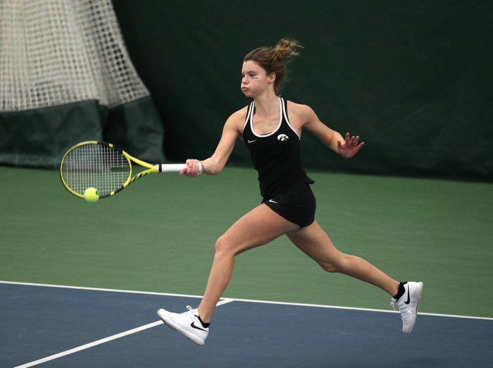 Iowa's Cloe Ruette against the Penn State Nittany Lions Sunday, February 24, 2019 at the Hawkeye Tennis and Recreation Complex. (Brian Ray/hawkeyesports.com)