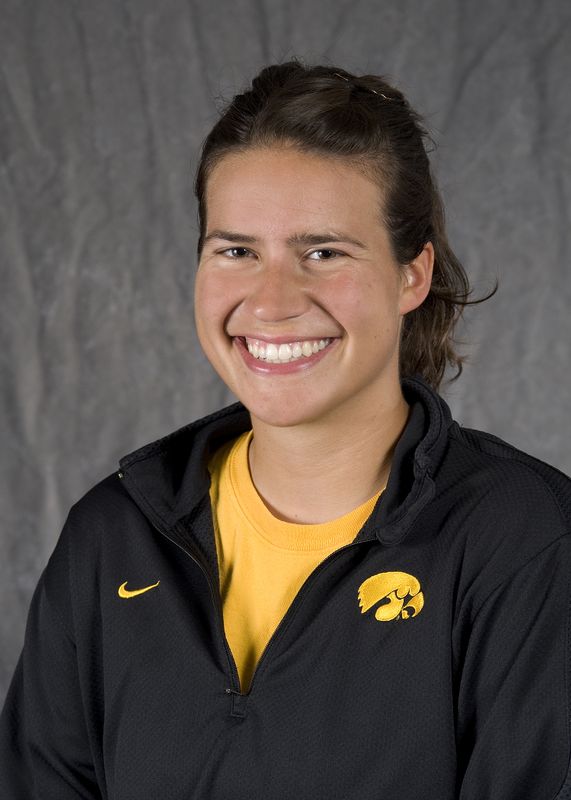 Katie Ouellette - Women's Rowing - University of Iowa Athletics