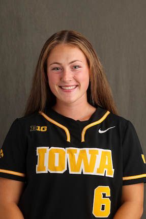 Rylie Moss - Softball - University of Iowa Athletics