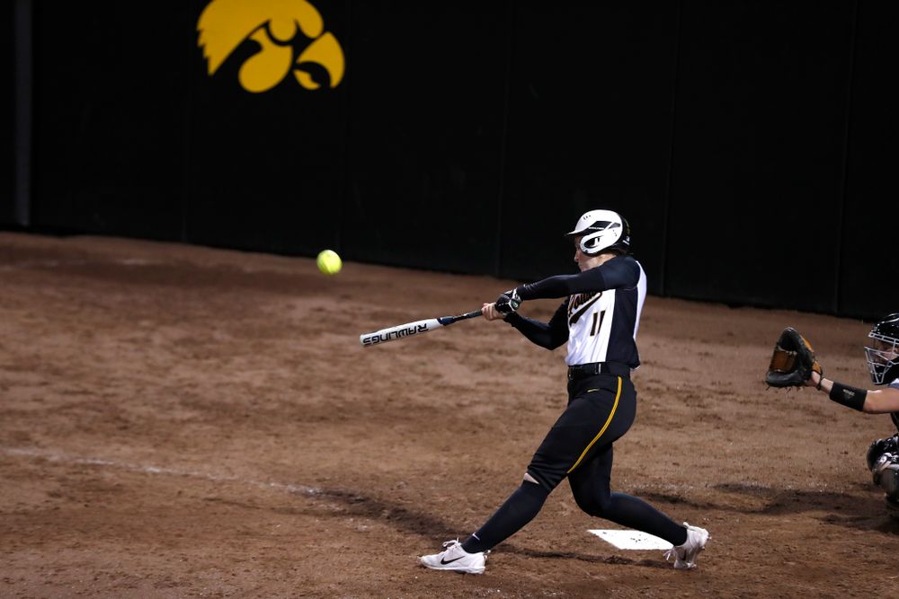 Iowa Hawkeyes starting pitcher/relief pitcher Mallory Kilian (11) against Western Illinois Tuesday, April 17, 2018 at Bob Pearl Field. (Brian Ray/hawkeyesports.com)