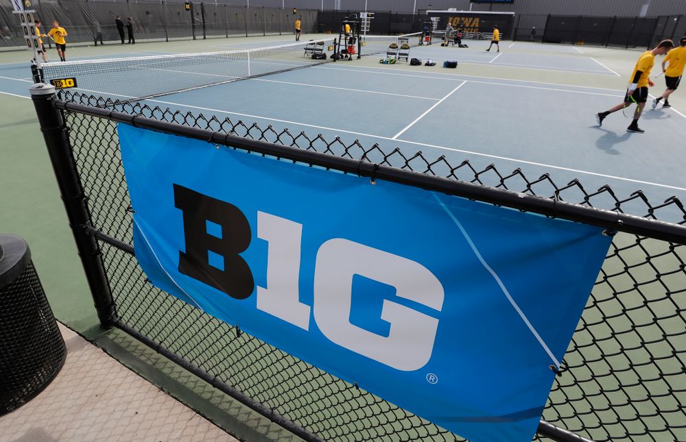 Iowa against Northwestern in the first round of the 2018 Big Ten Men's Tennis Tournament Thursday, April 26, 2018 at the Hawkeye Tennis and Recreation Complex. (Brian Ray/hawkeyesports.com)