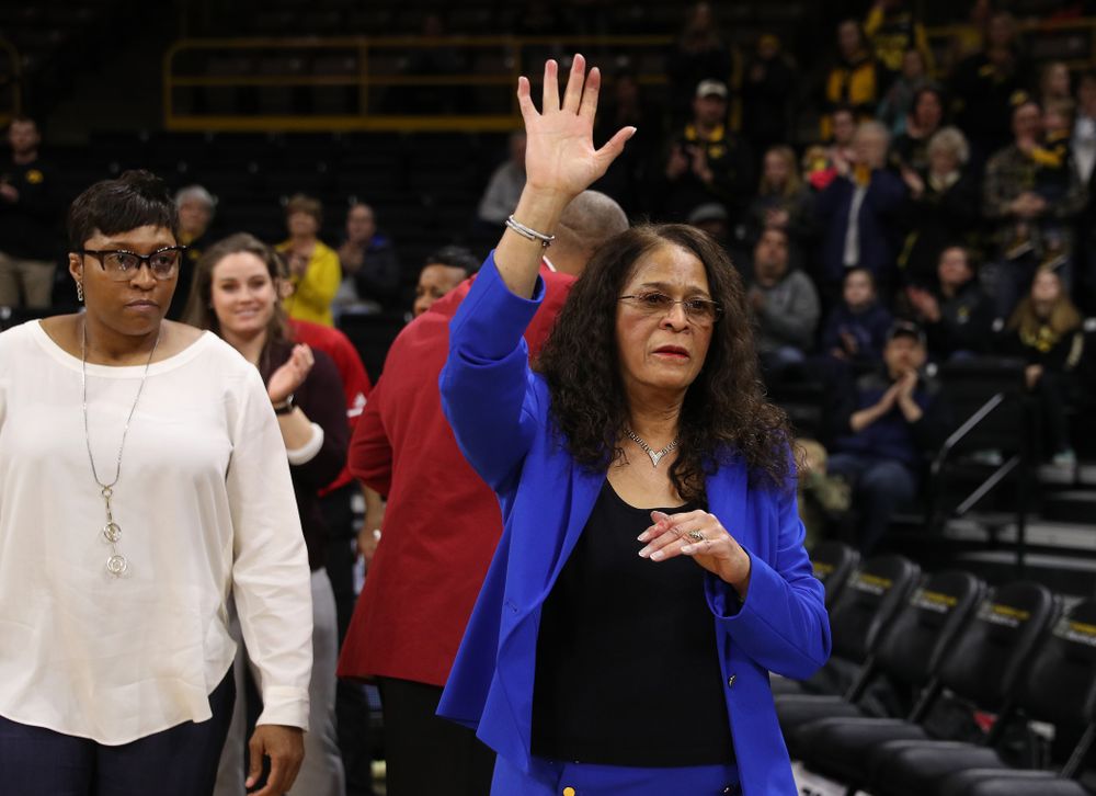 Rutgers Scarlet Knights head coach C. Vivian Stringer before their game against the Iowa Hawkeyes Wednesday, January 23, 2019 at Carver-Hawkeye Arena. (Brian Ray/hawkeyesports.com)