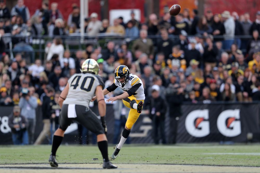 Iowa Hawkeyes place kicker Miguel Recinos (91) against the Purdue Boilermakers Saturday, November 3, 2018 Ross Ade Stadium in West Lafayette, Ind. (Brian Ray/hawkeyesports.com)
