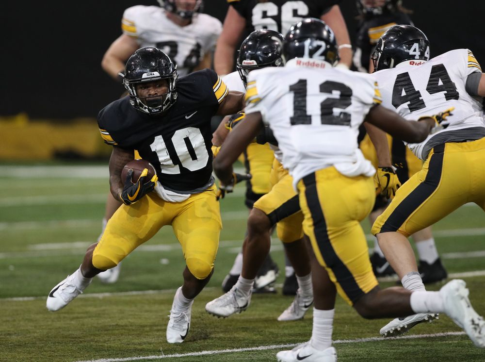 Iowa Hawkeyes running back Mekhi Sargent (10) during preparation for the 2019 Outback Bowl Wednesday, December 19, 2018 at the Hansen Football Performance Center. (Brian Ray/hawkeyesports.com)