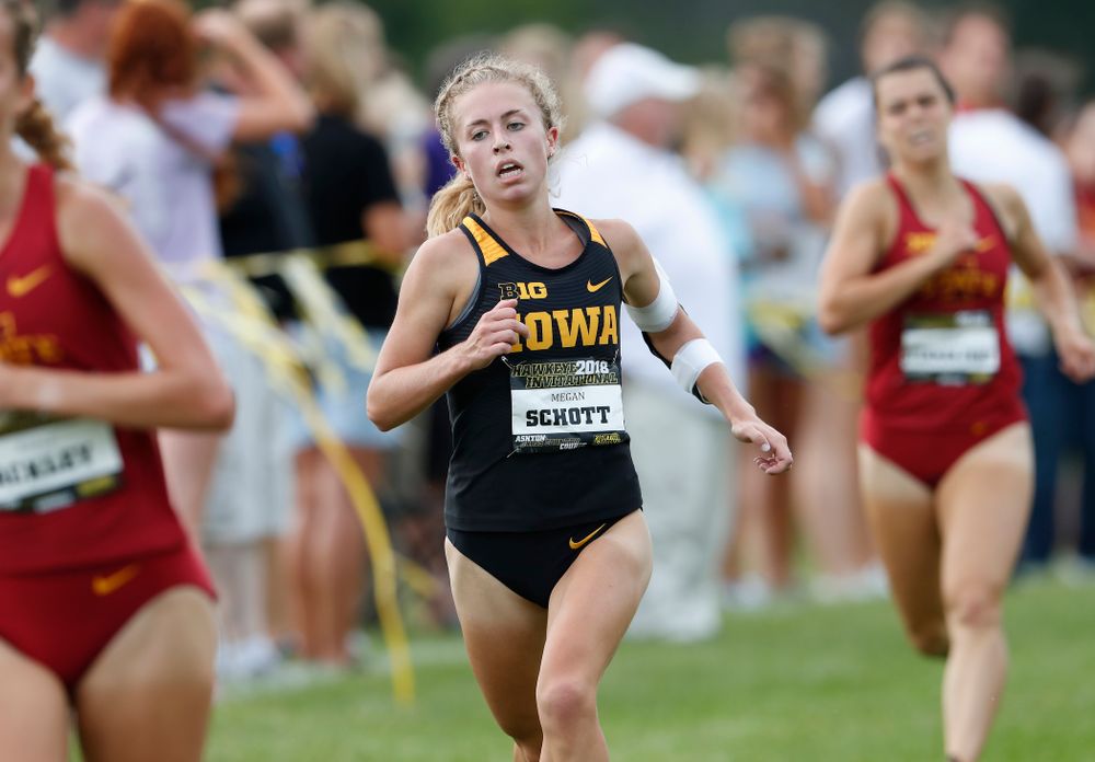 Megan Schott during the Hawkeye Invitational Friday, August 31, 2018 at the Ashton Cross Country Course.  (Brian Ray/hawkeyesports.com)