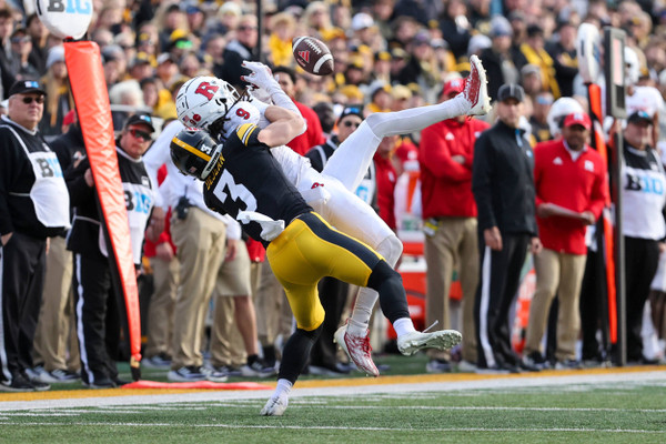 Sporting News Recognizes 3 Hawkeyes