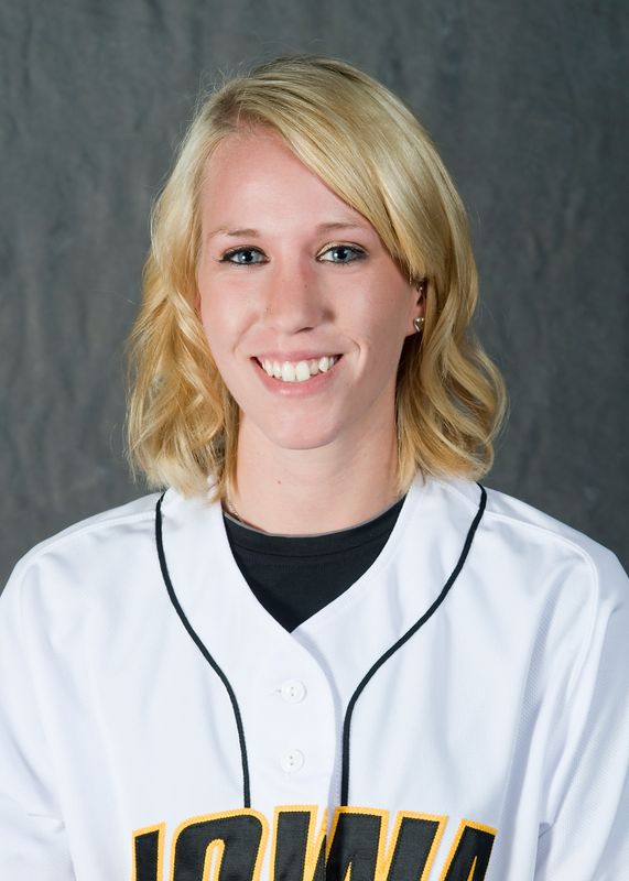 Katie Holmes - Softball - University of Iowa Athletics