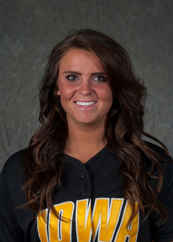Michelle Zoeller - Softball - University of Iowa Athletics