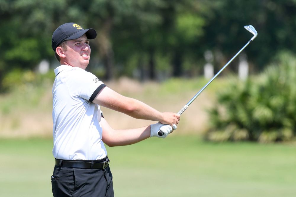 Sophomore Matthew Walker competes in the first round of the NCAA Men's Golf Regional. (Photo:SE Sports Media/Sideline Sports).