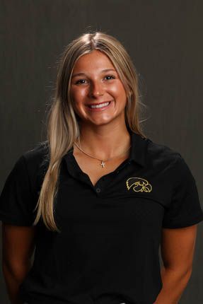 Madison Dabagia - Women's Golf - University of Iowa Athletics