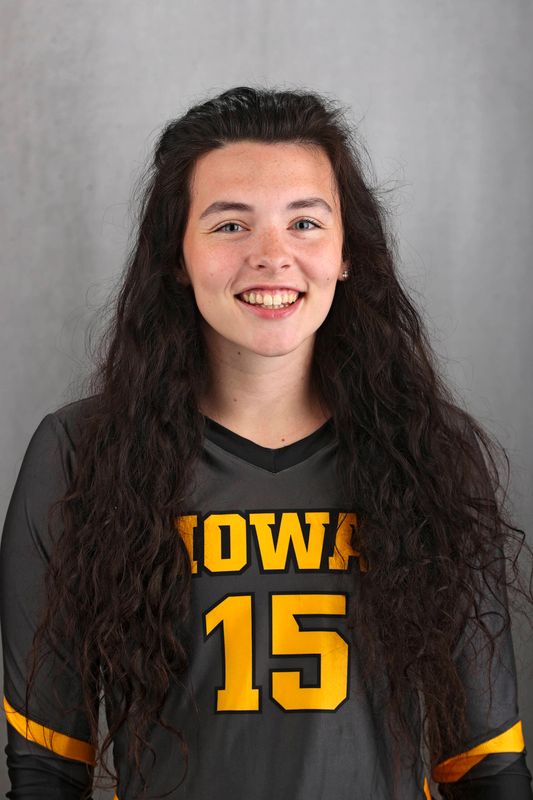 Michelle Urquhart - Volleyball - University of Iowa Athletics