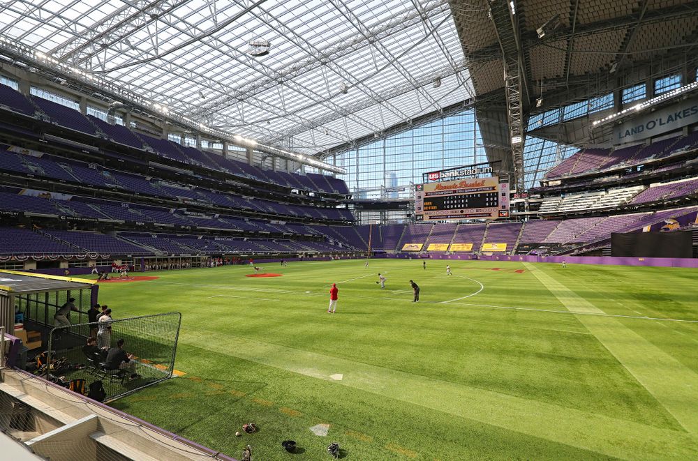 The Hawkeyes field during the seventh inning of their CambriaCollegeClassic game at U.S. Bank Stadium in Minneapolis, Minn. on Friday, February 28, 2020. (Stephen Mally/hawkeyesports.com)
