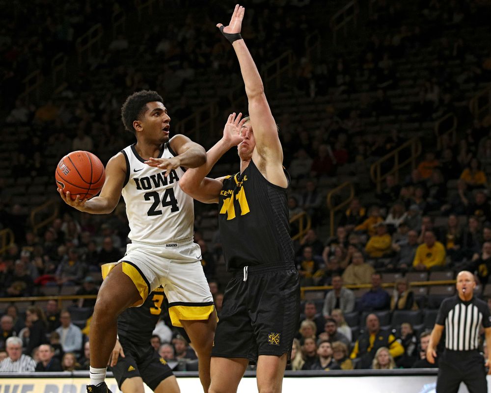 Iowa Hawkeyes guard Nicolas Hobbs (24) puts up a shot during the second half of their their game at Carver-Hawkeye Arena in Iowa City on Sunday, December 29, 2019. (Stephen Mally/hawkeyesports.com)